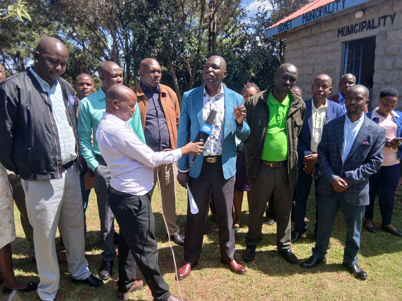 Bomet Municipal Board Manager Hon Davis Langat addressing the press recently in Bomet. Langat and his Sotik Counterpart now  assumes office following the dismisal of the petitions. Photo/Gilbert Kimutai